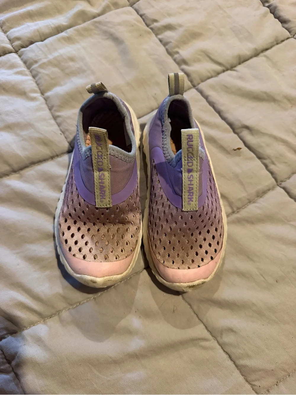 Kids Slip-On Water Shoes in Lavender and Light Pink